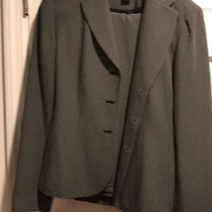 Gray pants suit